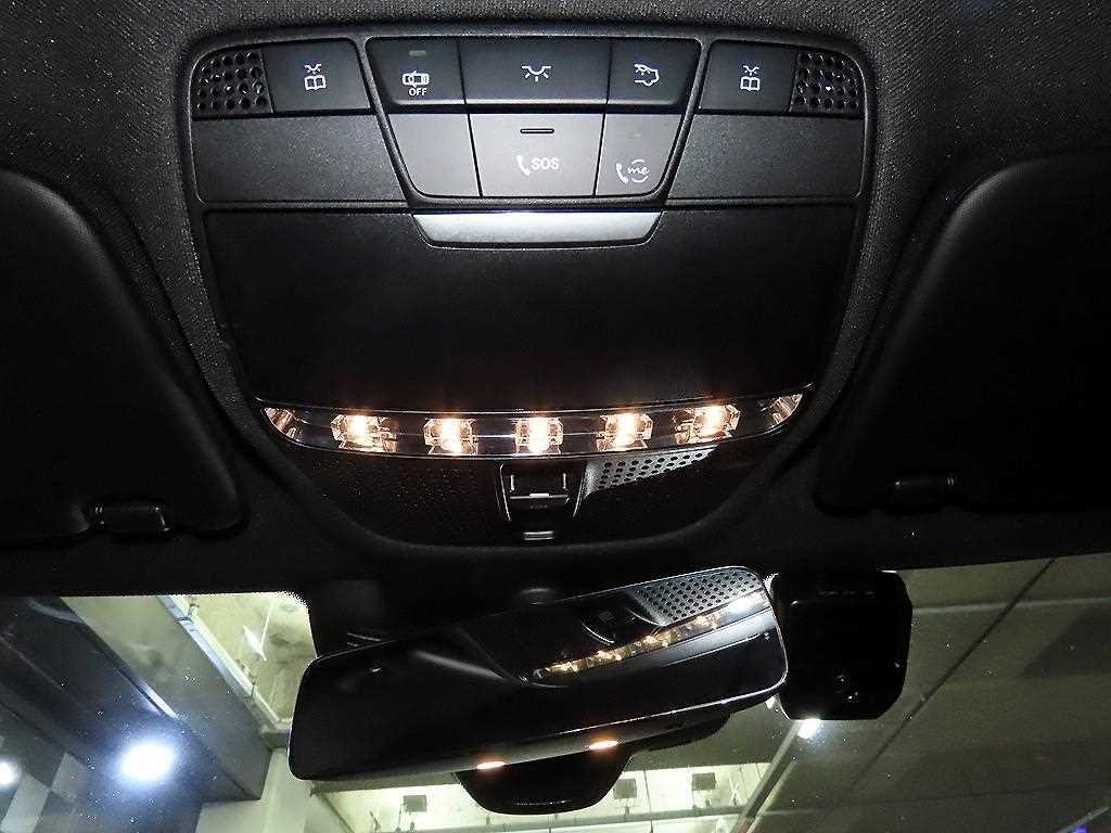 벤츠 C 클래스 C클래스 W205 C200 AMG LINE 이미지 15