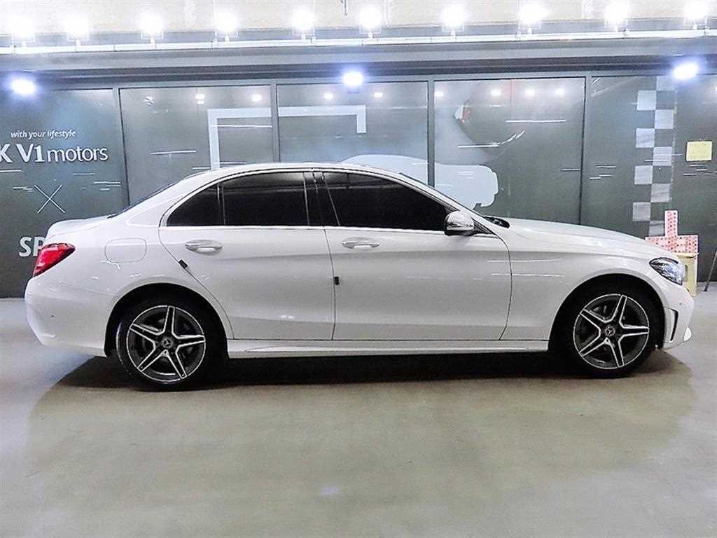 벤츠 C 클래스 C클래스 W205 C200 AMG LINE 이미지 3