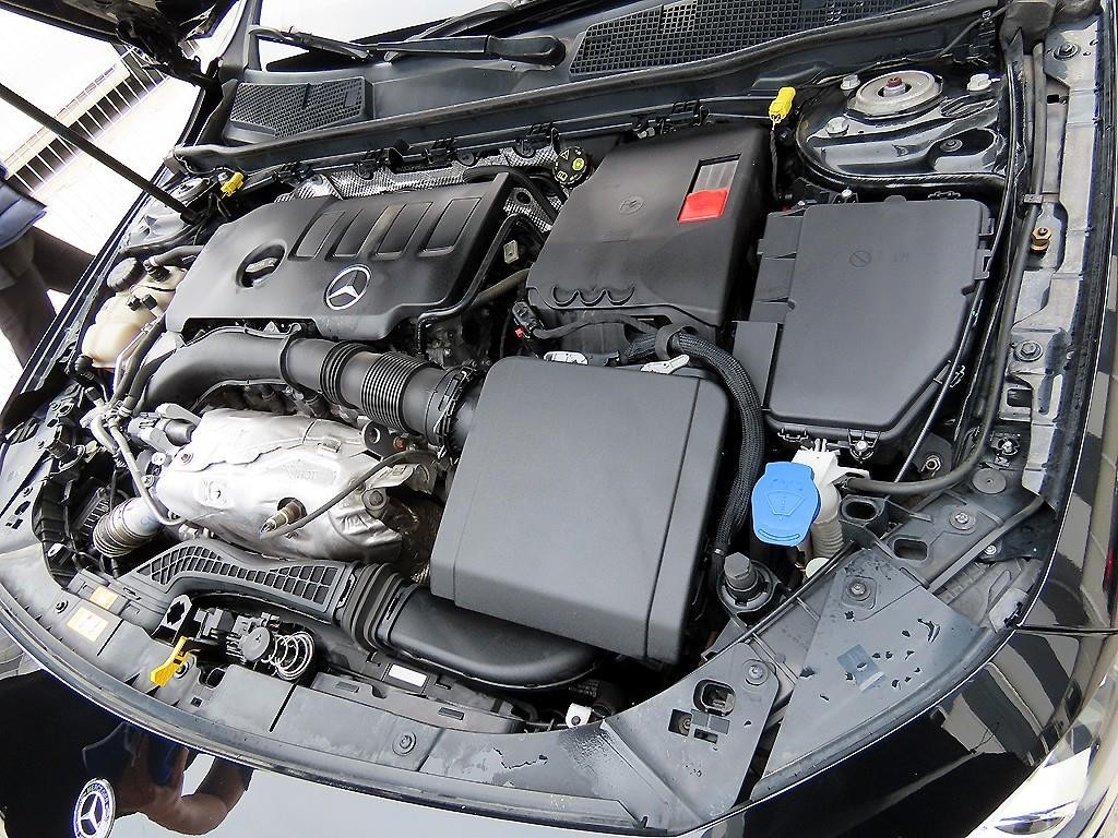 벤츠 A 클래스 A클래스 W177 A250 4MATIC 세단 이미지 17
