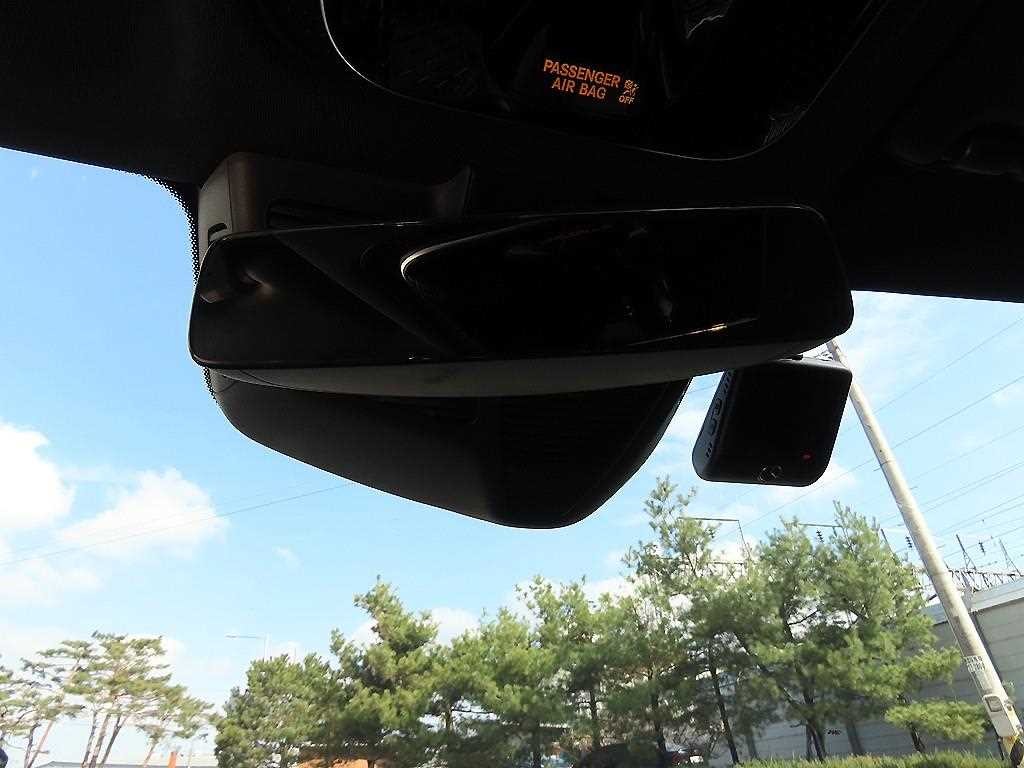 벤츠 C 클래스 C클래스 W206 C300 4MATIC 아방가르드 이미지 15