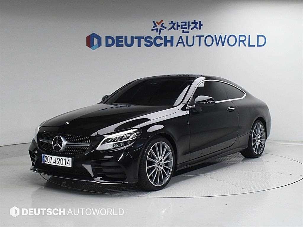 벤츠 C 클래스 C클래스 W205 C220 d 4MATIC 쿠페 이미지 1