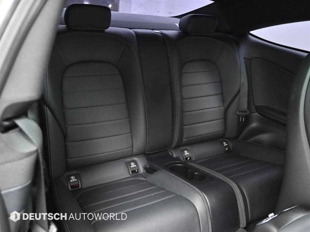 벤츠 C 클래스 C클래스 W205 C220 d 4MATIC 쿠페 이미지 12