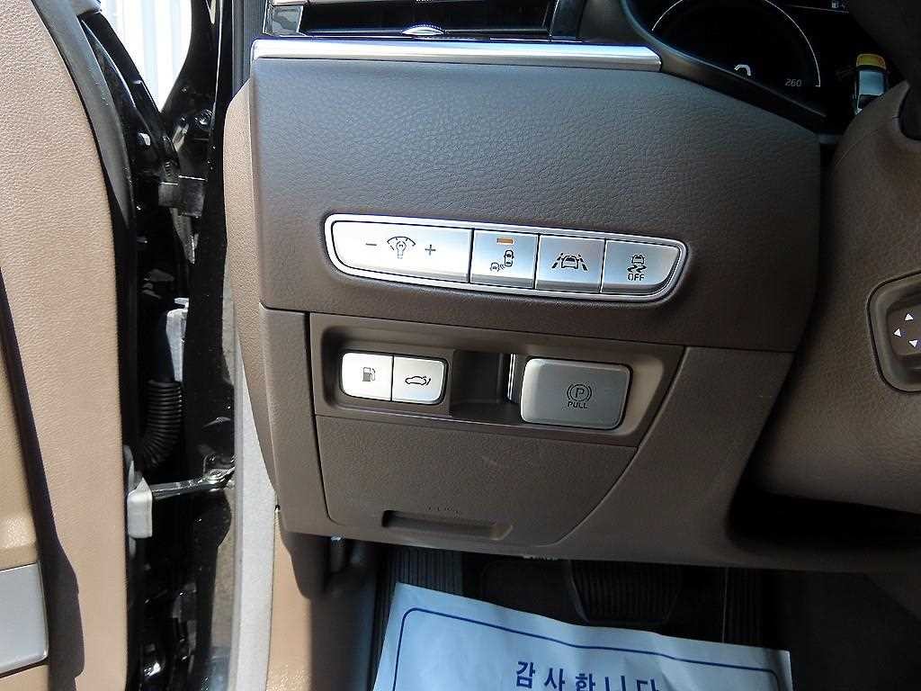 기아 K9 더 K9 3.8 GDI AWD 플래티넘Ⅲ 이미지 13