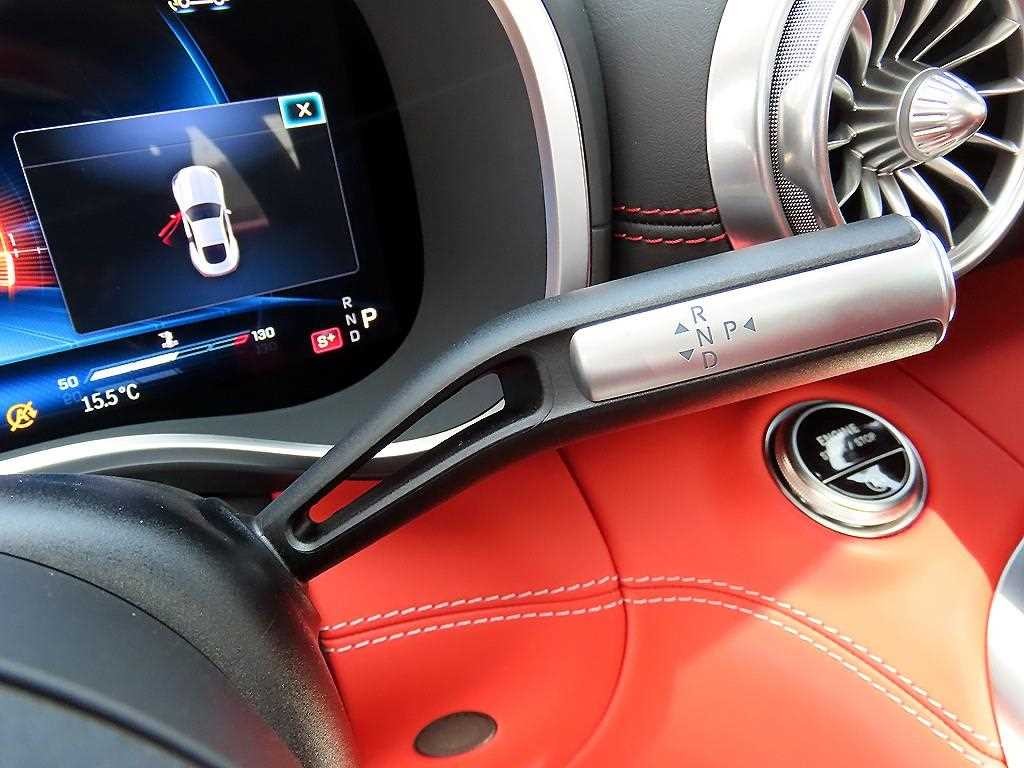 벤츠 AMG GT 55 4MATIC+ 쿠페 이미지 11
