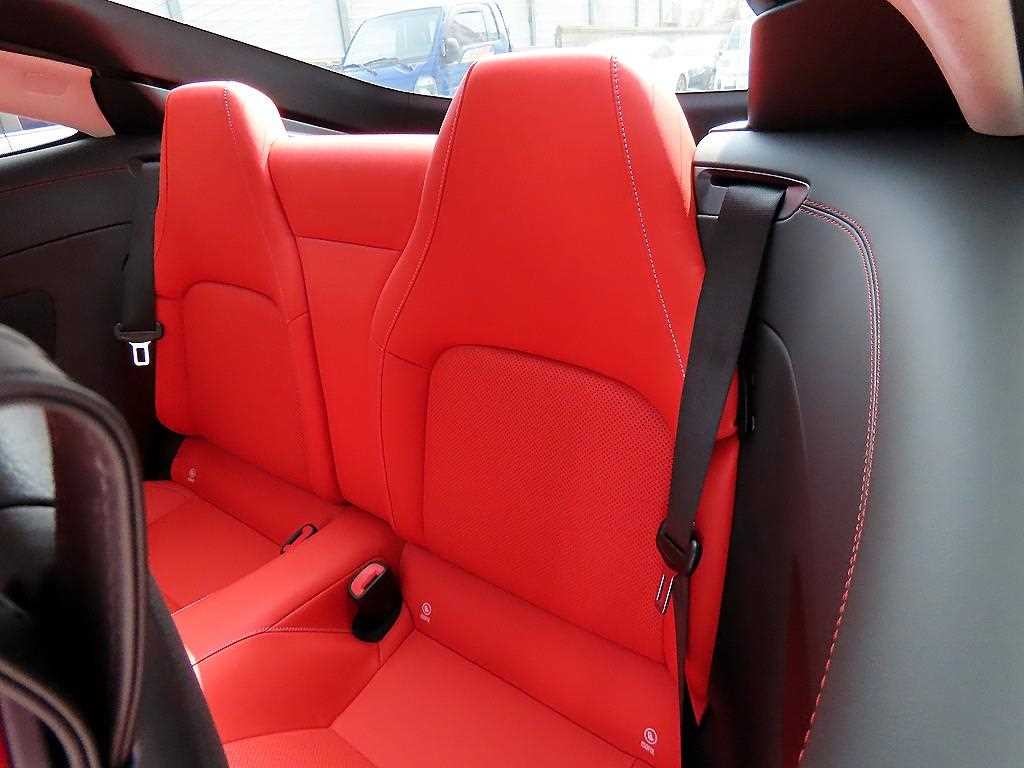 벤츠 AMG GT 55 4MATIC+ 쿠페 이미지 6