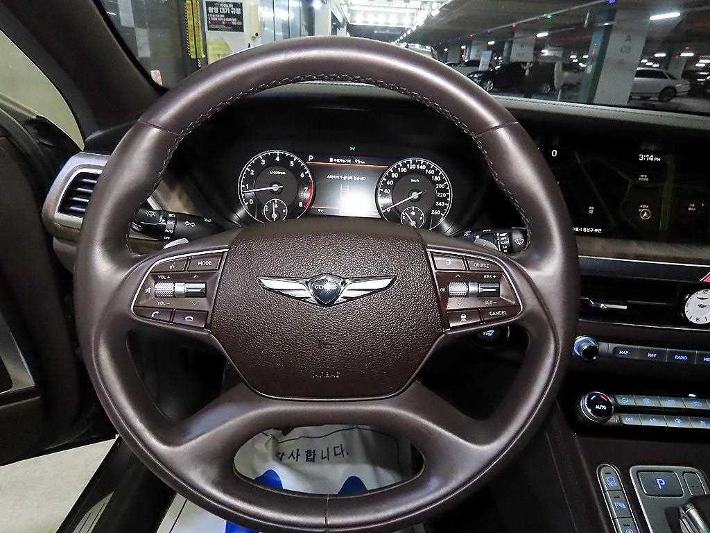 제네시스 G90 3.3 T AWD 럭셔리 이미지 12