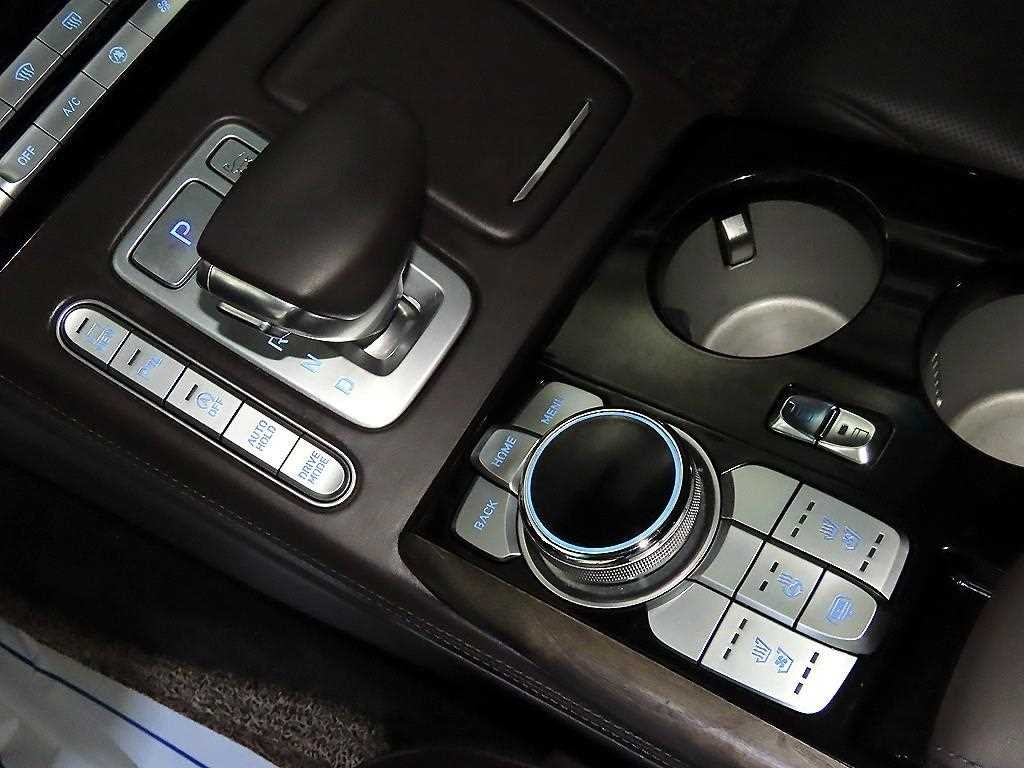 제네시스 G90 3.3 T AWD 럭셔리 이미지 15