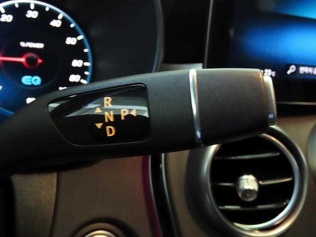 벤츠 GLC 클래스 GLC클래스 X253 GLC 300 e 4MATIC 쿠페 이미지 12