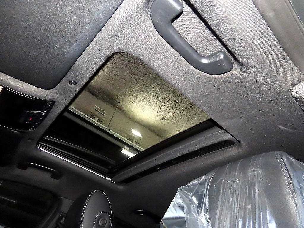 벤츠 GLC 클래스 GLC클래스 X253 GLC 300 e 4MATIC 쿠페 이미지 14