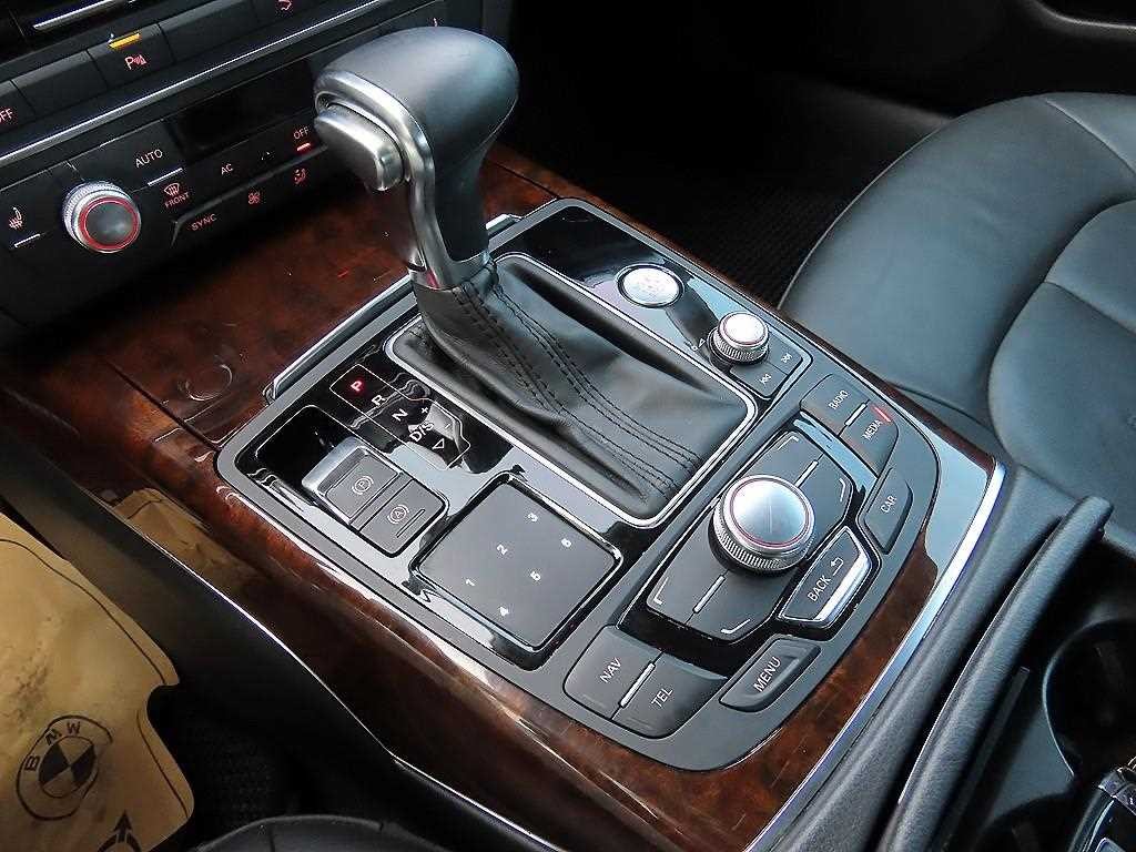 아우디 A7 3.0 TFSI 콰트로 엔트리 이미지 11