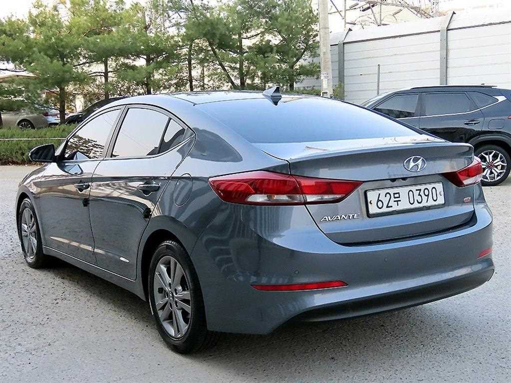 현대 아반떼 아반떼 AD 1.6 GDI 스마트 스페셜 이미지 3