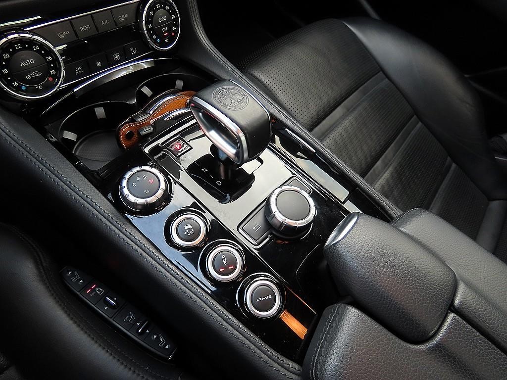 벤츠 CLS 클래스 CLS클래스 W218 CLS 63 AMG 4MATIC 이미지 10
