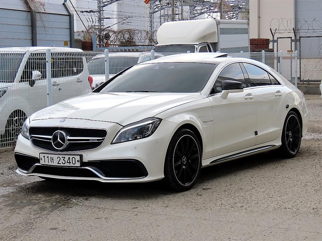 벤츠 CLS 클래스 CLS클래스 W218 CLS 63 AMG 4MATIC 이미지 2