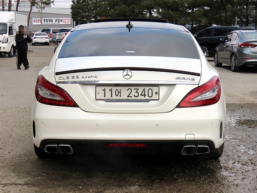 벤츠 CLS 클래스 CLS클래스 W218 CLS 63 AMG 4MATIC 이미지 4