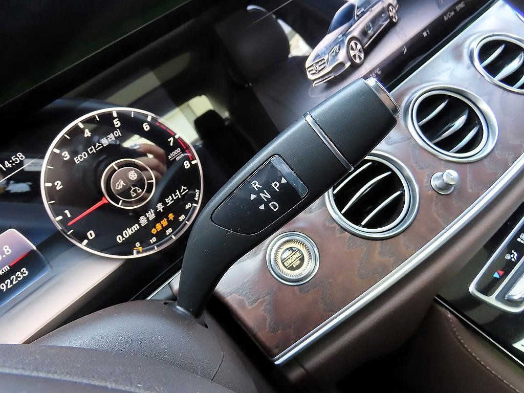 벤츠 E 클래스 E-클래스 W213 E300 익스클루시브 이미지 10