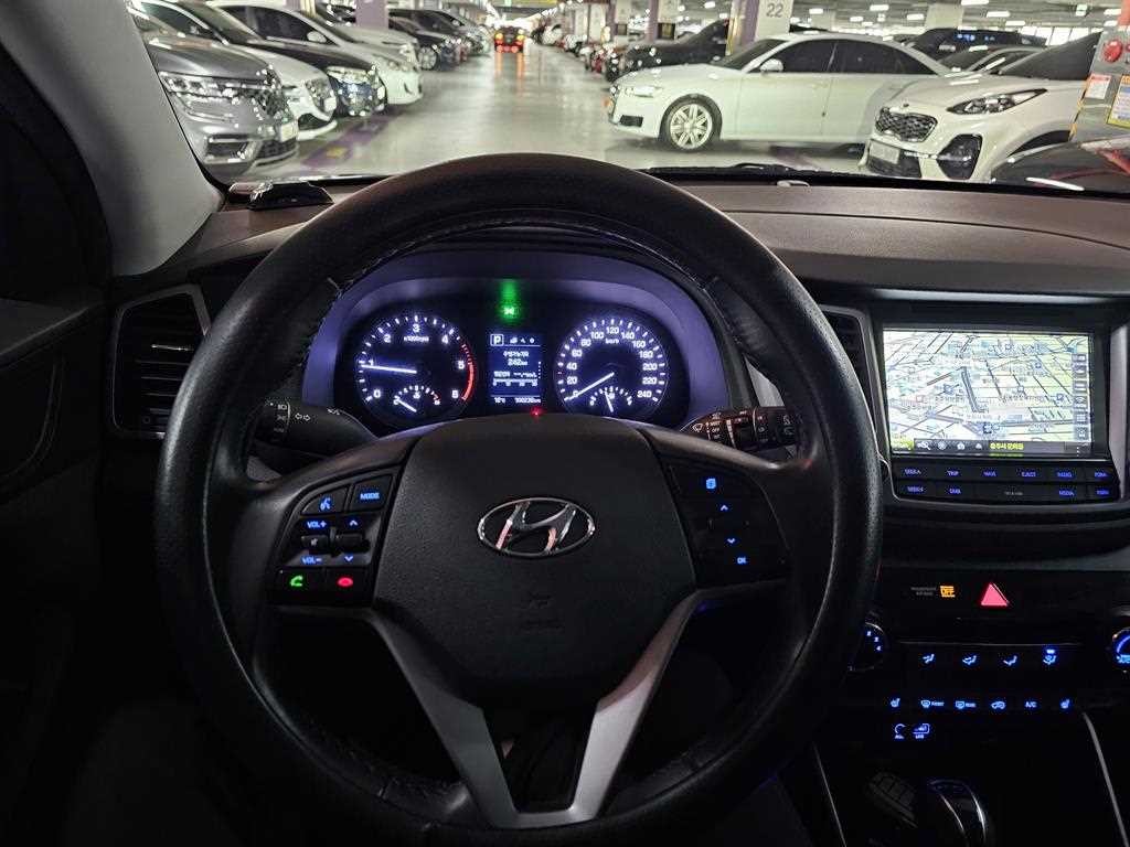 현대 투싼 올뉴투싼 디젤 1.7 2WD 스마트 이미지 11