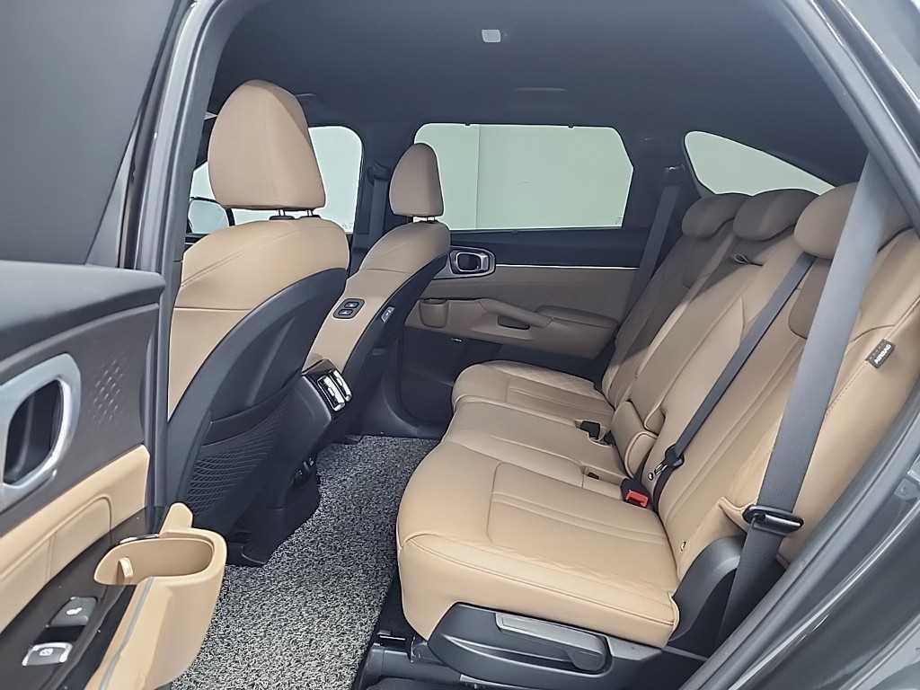 기아 쏘렌토 더 뉴 쏘렌토 4세대 하이브리드 1.6T 4WD 시그니처 그래비티 이미지 12