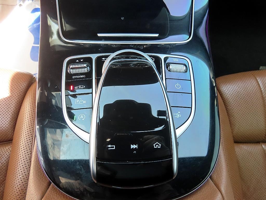 벤츠 E 클래스 E-클래스 W213 E400 4MATIC 쿠페 이미지 12