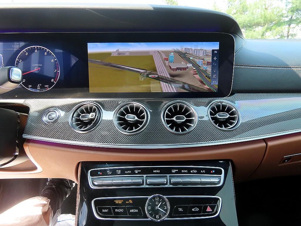 벤츠 E 클래스 E-클래스 W213 E400 4MATIC 쿠페 이미지 13