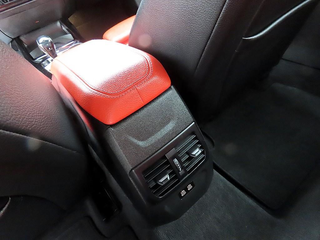 BMW 2시리즈 2시리즈 그란쿠페 (F44) M235i xDrive 이미지 17