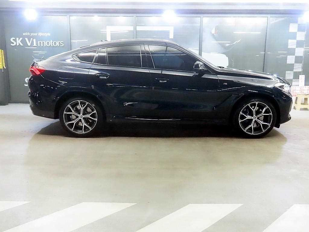 BMW X6 X6 (G06) xDrive 30d M 스포츠 이미지 3