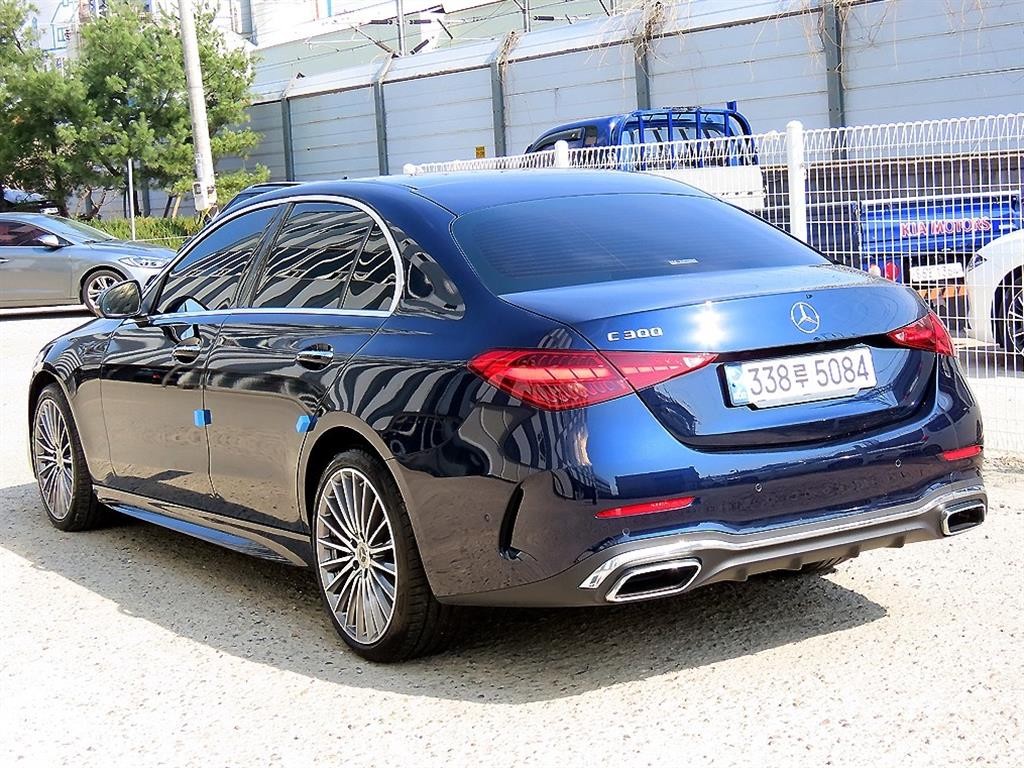 벤츠 C 클래스 C클래스 W206 C300 AMG 라인 이미지 3