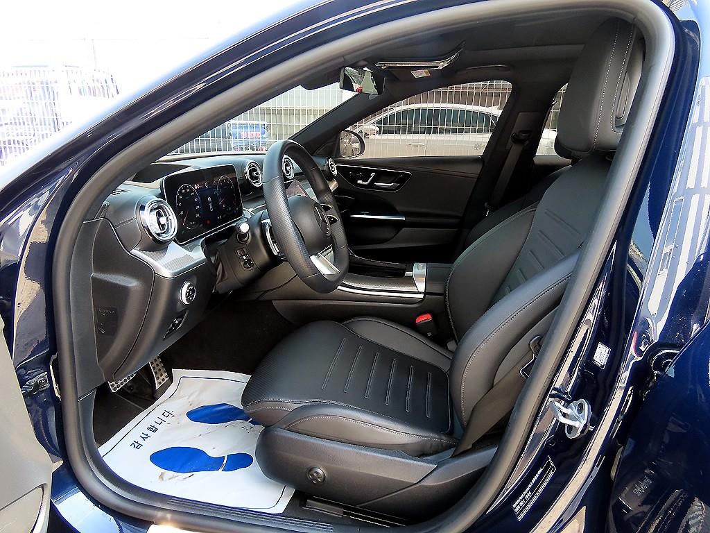 벤츠 C 클래스 C클래스 W206 C300 AMG 라인 이미지 5