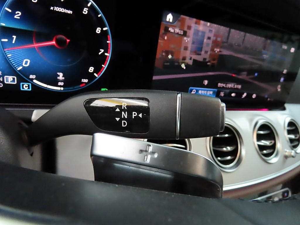 벤츠 E 클래스 E-클래스 W213 E250 아방가르드 이미지 10