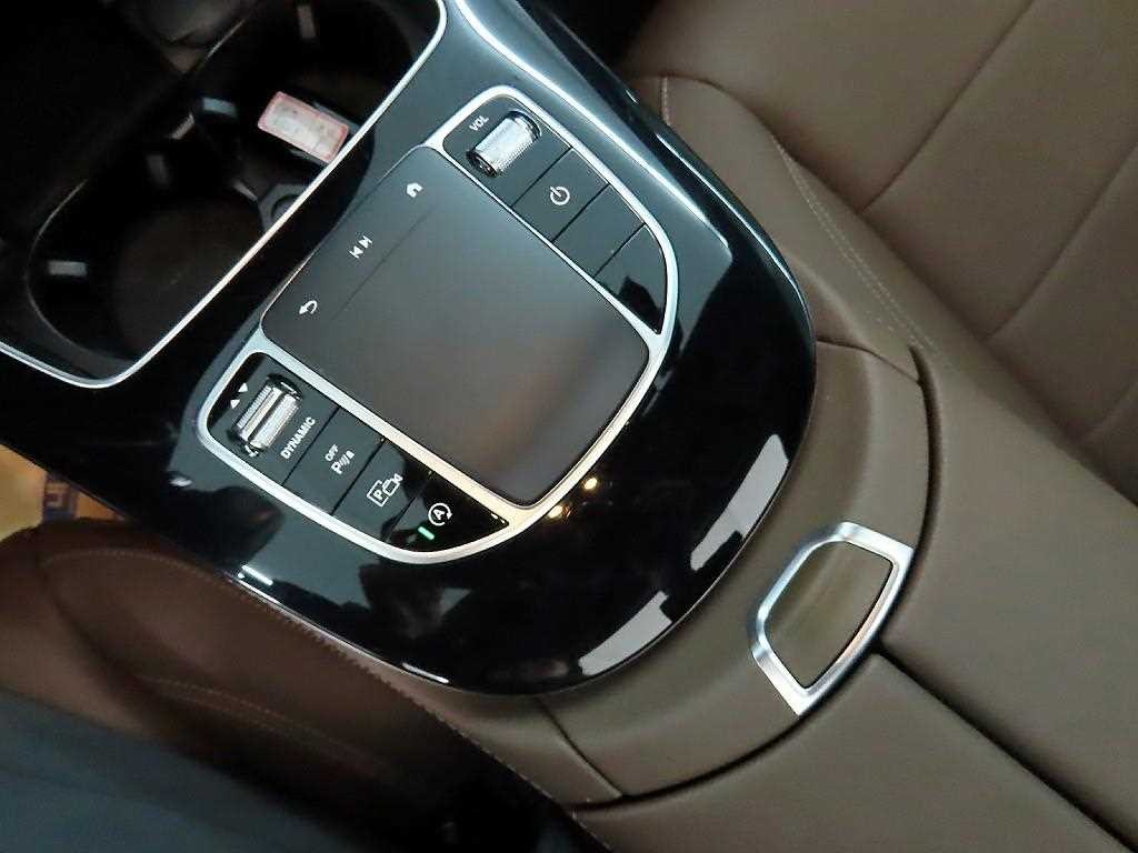 벤츠 E 클래스 E-클래스 W213 E250 아방가르드 이미지 13