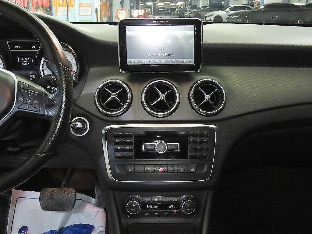 벤츠 CLA 클래스 CLA클래스 CLA 200 CDI 이미지 11