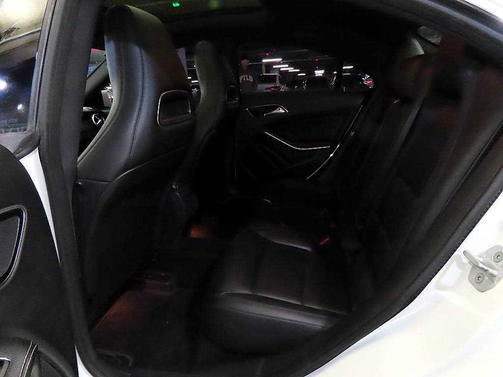 벤츠 CLA 클래스 CLA클래스 CLA 200 CDI 이미지 15