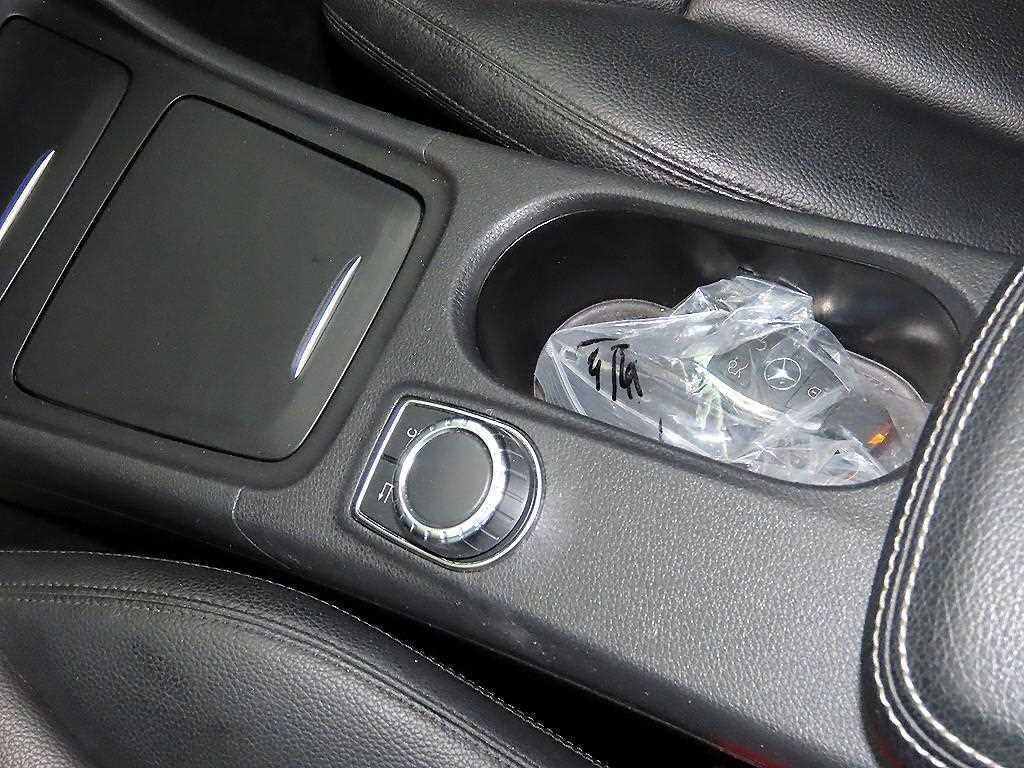 벤츠 CLA 클래스 CLA클래스 CLA 200 CDI 이미지 17