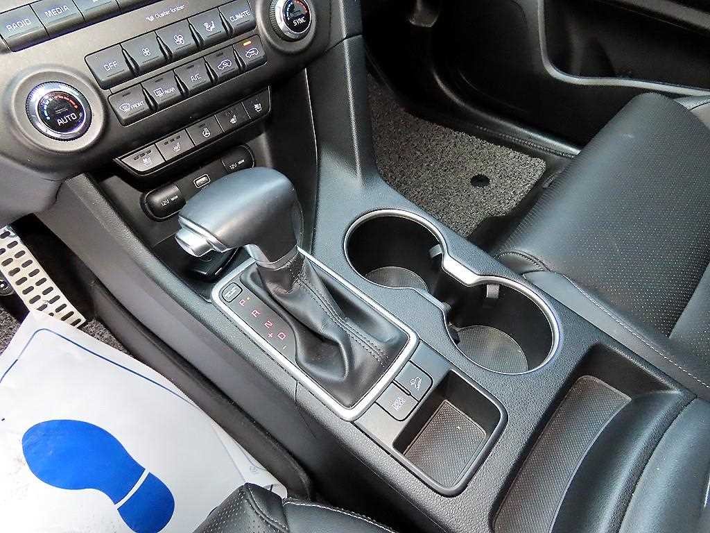 기아 스포티지 스포티지 더 볼드 2.0 디젤 2WD 프레스티지 이미지 10