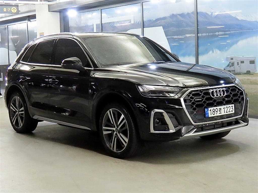 아우디 Q5 Q5 (FY) 45 TFSI 콰트로 프리미엄 이미지 1