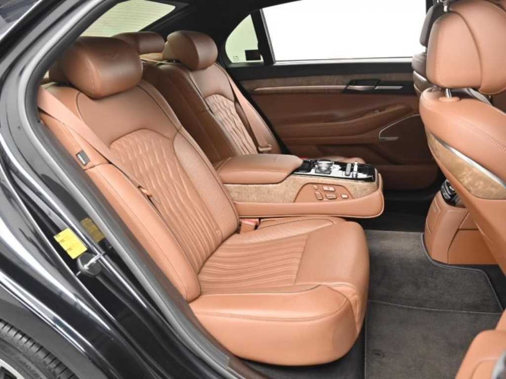 제네시스 G90 3.3 T AWD 프리미엄 럭셔리 이미지 12
