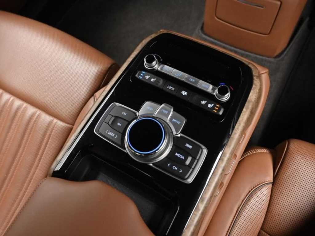 제네시스 G90 3.3 T AWD 프리미엄 럭셔리 이미지 16
