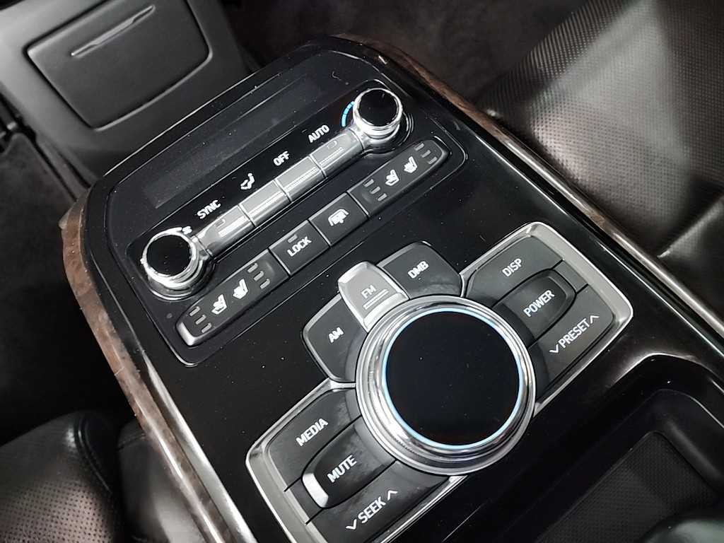제네시스 EQ900 3.3 T-GDI AWD 프리미엄 럭셔리 이미지 15