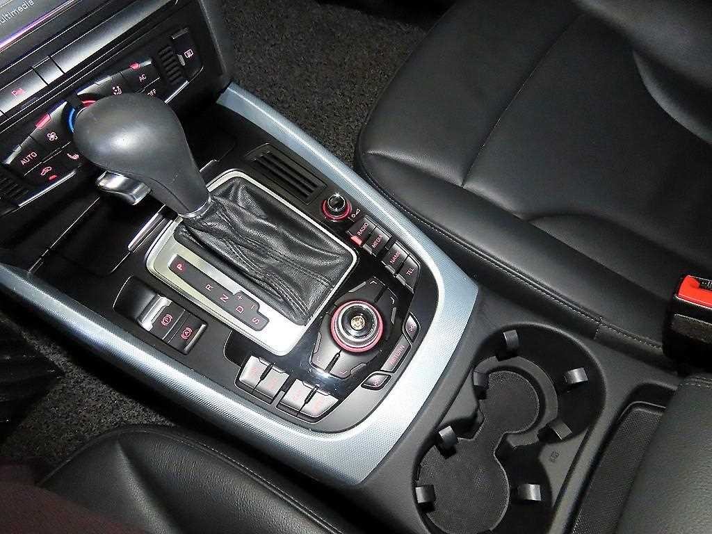 아우디 Q5 2.0 TDI 콰트로 이미지 12