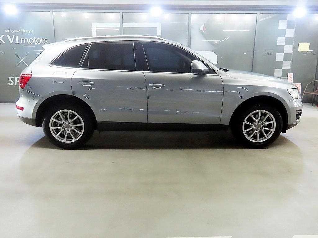 아우디 Q5 2.0 TDI 콰트로 이미지 3