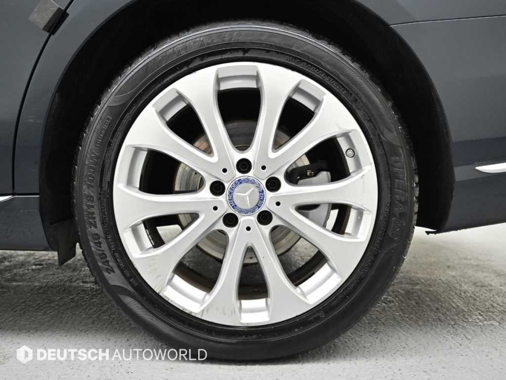 벤츠 E 클래스 E-클래스 W213 E220d 익스클루시브 이미지 5