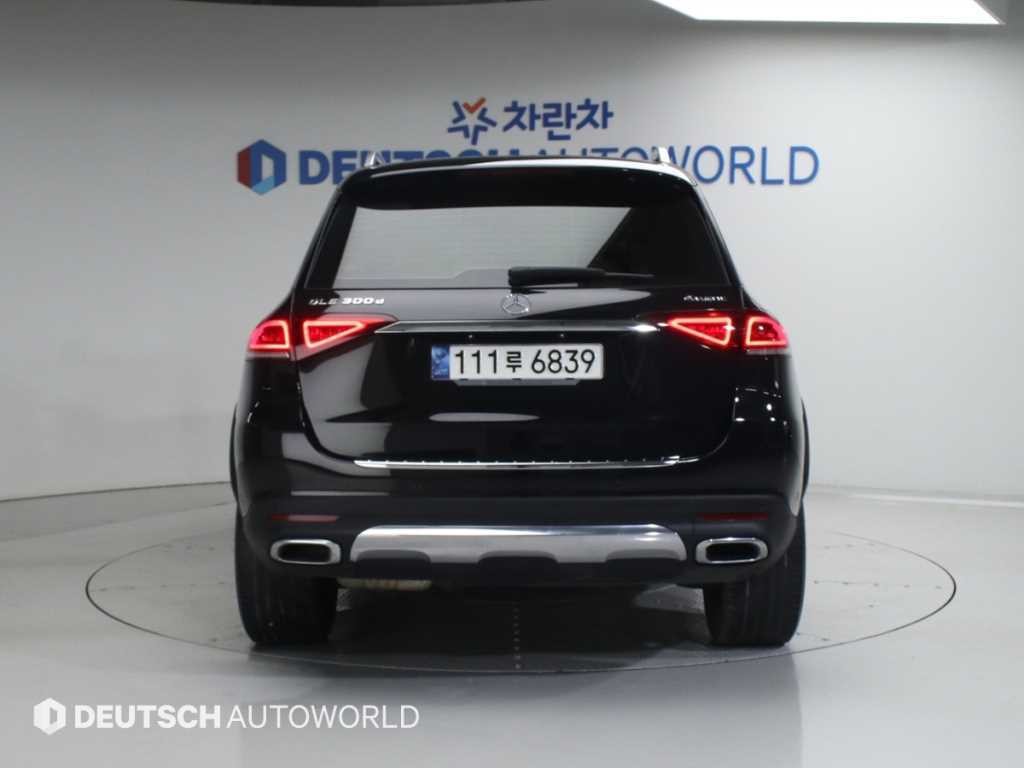 벤츠 GLE 클래스 GLE 클래스 W167 GLE 300d 4MATIC 이미지 4