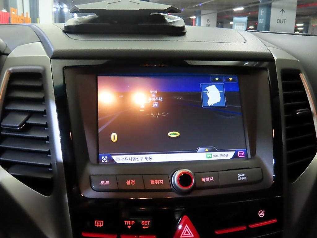 KG모빌리티(쌍용) 티볼리 디젤 4WD 1.6 LX 이미지 13