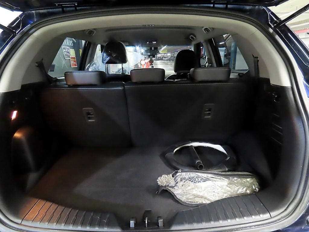 KG모빌리티(쌍용) 티볼리 디젤 4WD 1.6 LX 이미지 17