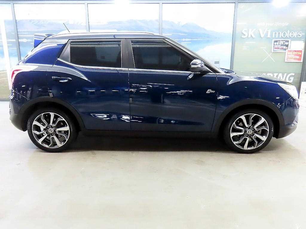 KG모빌리티(쌍용) 티볼리 디젤 4WD 1.6 LX 이미지 3