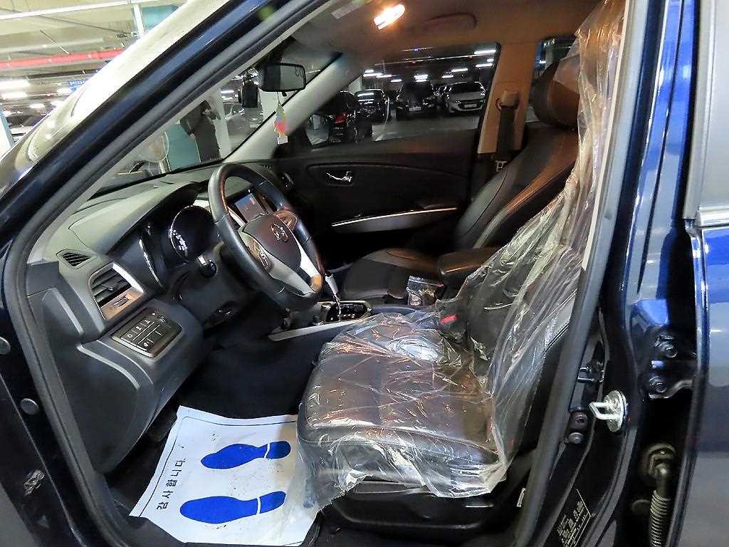 KG모빌리티(쌍용) 티볼리 디젤 4WD 1.6 LX 이미지 6