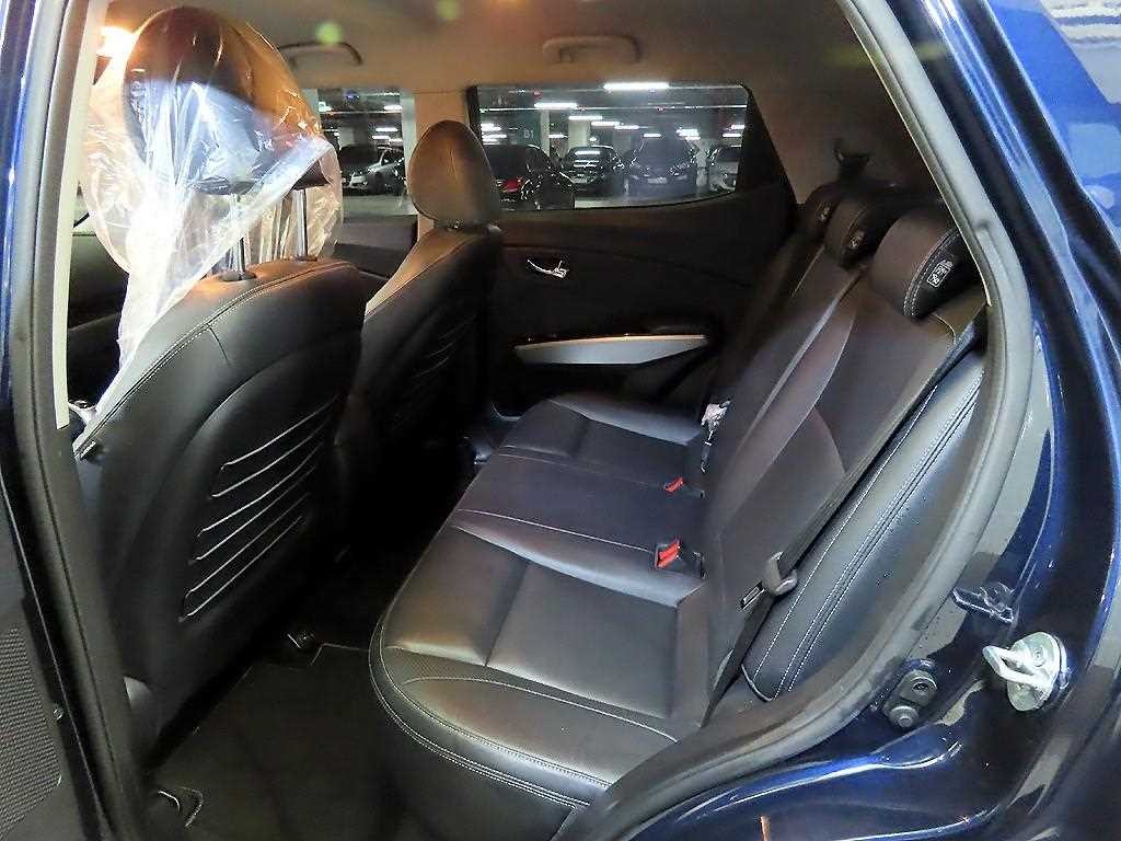 KG모빌리티(쌍용) 티볼리 디젤 4WD 1.6 LX 이미지 7