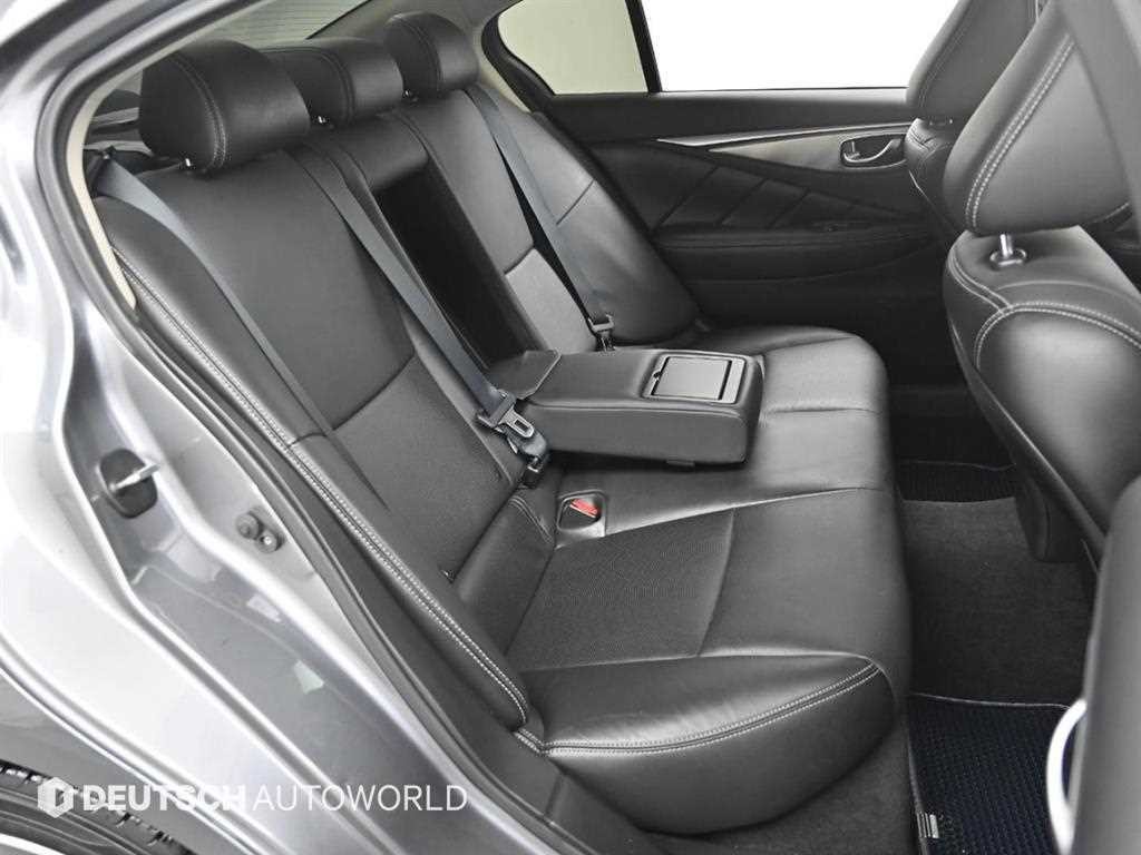 인피니티 Q Q50 2.2D 프리미엄 이미지 12