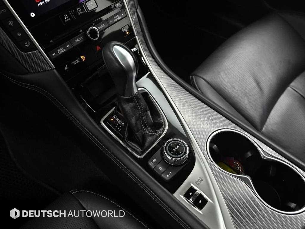 인피니티 Q Q50 2.2D 프리미엄 이미지 9