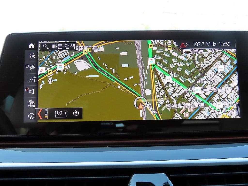 BMW 5시리즈 5시리즈 (G30) 530i xDrive M 스포츠 플러스 이미지 14