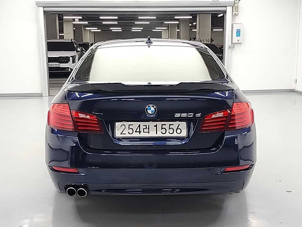 BMW 5시리즈 5시리즈 (F10) 520d 이미지 3